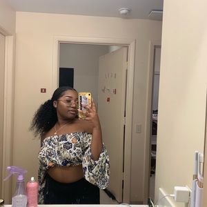 Meet your Posher, Keyari